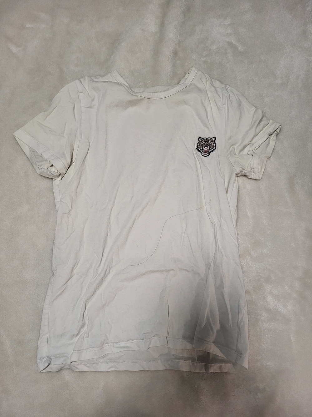 Short Sleeve Tee with Tiger Patch